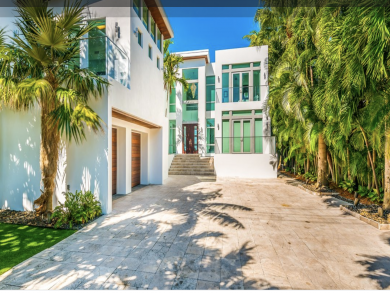 Venetian Beach Ultimate Luxury Villa